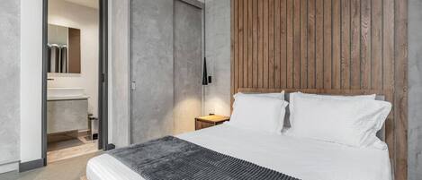 1 bedroom, desk, iron/ironing board, travel cot