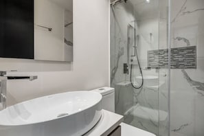 Hair dryer, towels