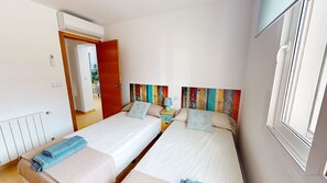 2 bedrooms, free WiFi, bed sheets - Villa Anacardo P-Murcia Holiday Rentals Property (Torre Pacheco)
