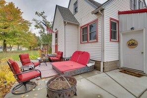 House (5 Bedrooms) | Front of property - Harmony Home w/ Fire Pit: 5 Mi to Niagara Cave! (Harmony)