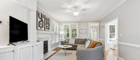 單棟房屋 (5 Bedrooms) | 內部