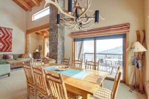 Apartment (3 Bedrooms) | Interior - Big Sky Condo w/ Mountain Views < 1 Mi to Resort! (Big Sky)