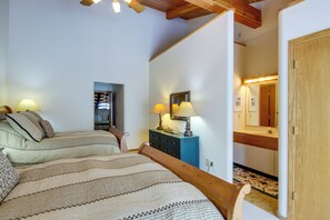 Apartment (3 Bedrooms) | Interior - Big Sky Condo w/ Mountain Views < 1 Mi to Resort! (Big Sky)