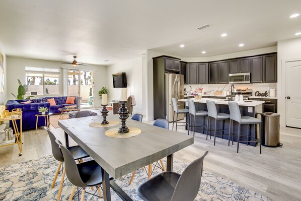 House (4 Bedrooms) | Interior