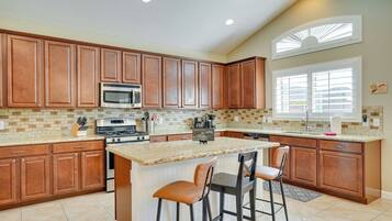 House (4 Bedrooms) | Bahagian dalam