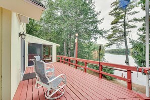 Interior - Waterfront Lake Arrowhead Cabin w/ Dock & Fire Pit (North Waterboro)