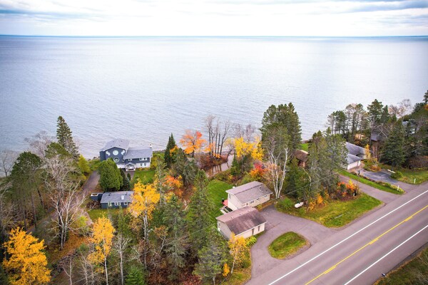 Lake Superior Getaway - Walk To Water! - Duluth, MN