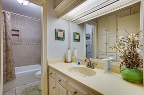 Ferienhaus (4 Bedrooms) | Badezimmer