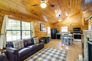 House (1 Bedroom) | Interior