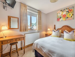 2 bedrooms, WiFi, bed sheets - Lake View 1 - UK45577 (Louth)