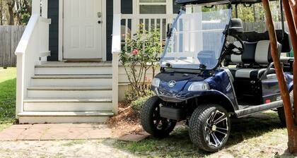 Downtown Cottage, Golf Cart, Walk to Shops & Beach