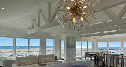 Oceanfront 10 bdrm w/Pool/Elevator on The Point. Best Views on the Island!