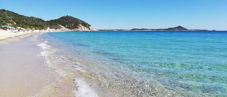 Beach nearby, sun loungers