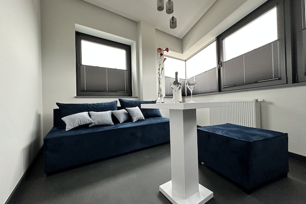 Comfort Room | Living area