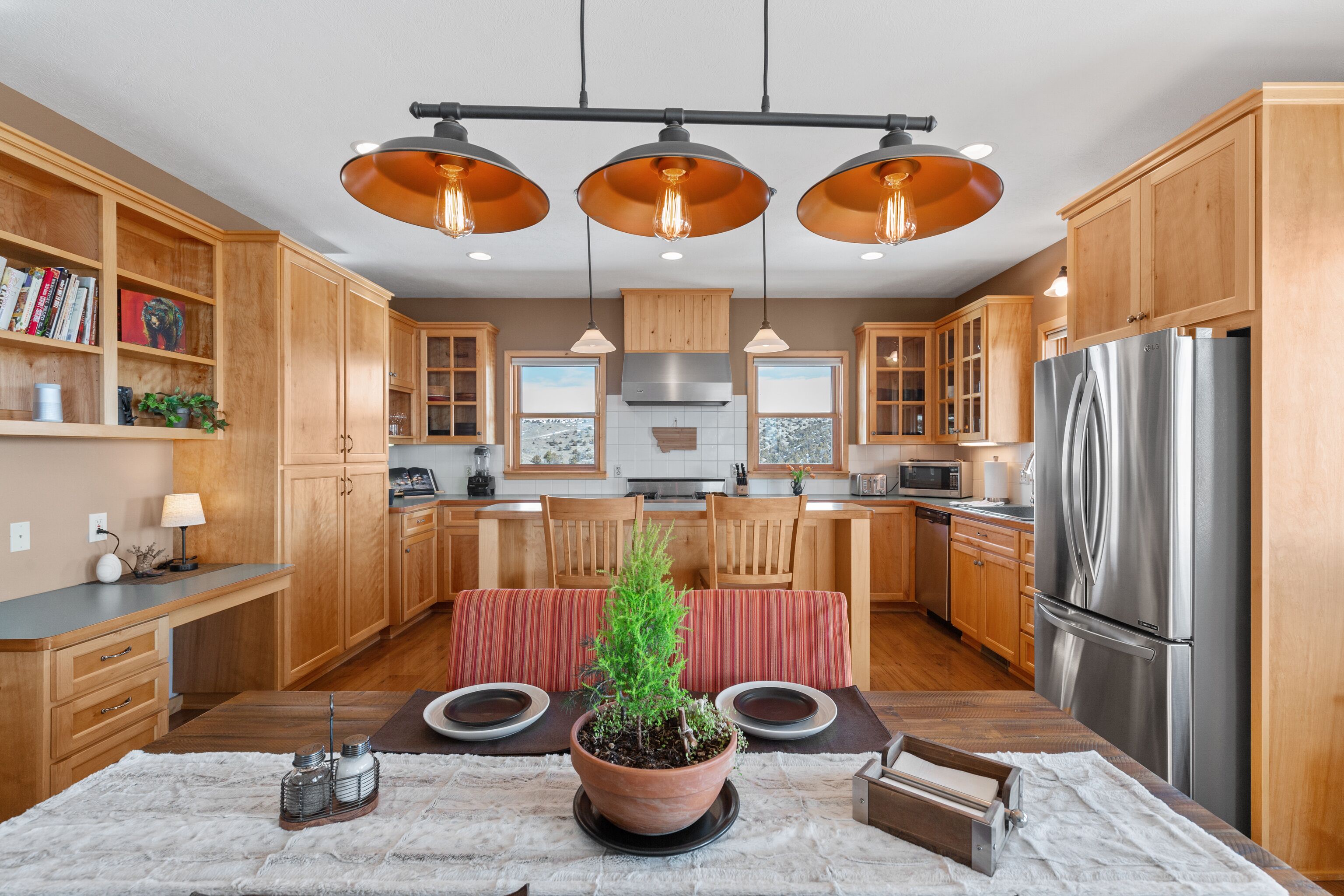 Family Ranch with Fully Stocked Kitchen & Valley Views
