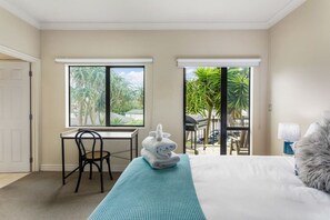 2 bedrooms, desk, iron/ironing board, free WiFi