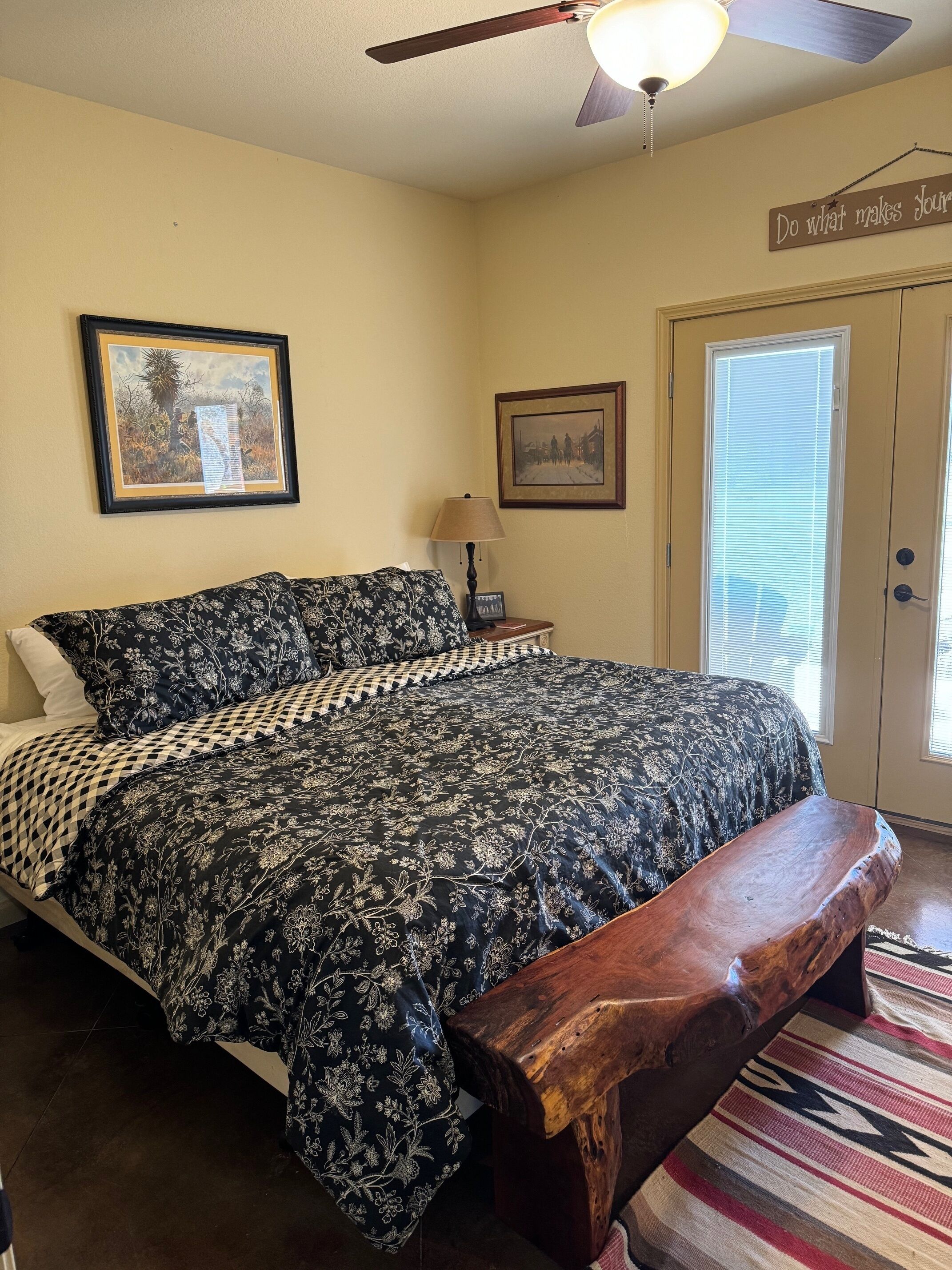 4 chambres, fer et planche à repasser, draps fournis