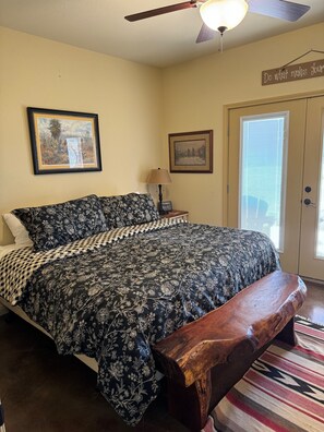 4 chambres, fer et planche à repasser, draps fournis