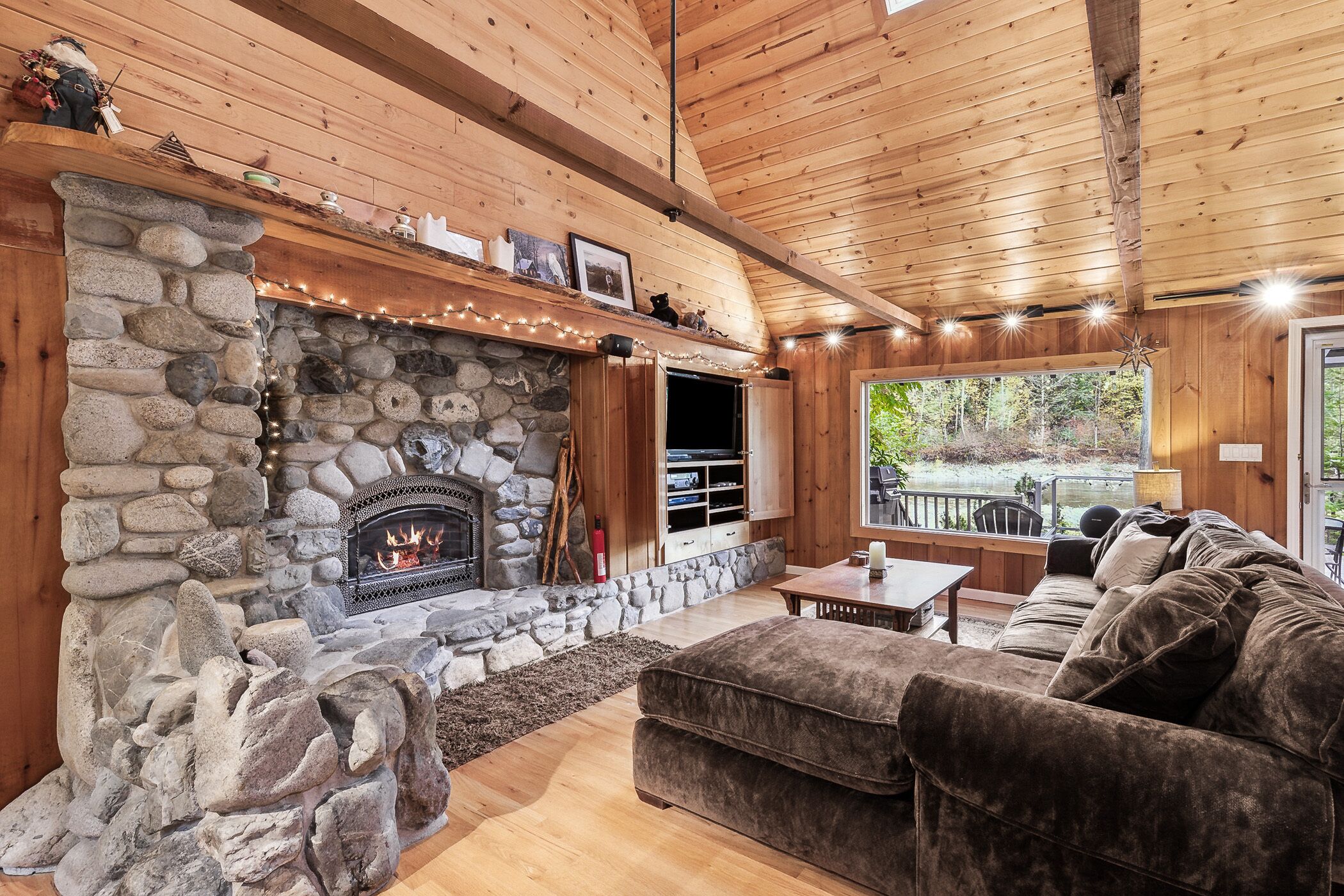 TV, fireplace, DVD player, video library