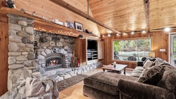 TV, fireplace, DVD player, video library