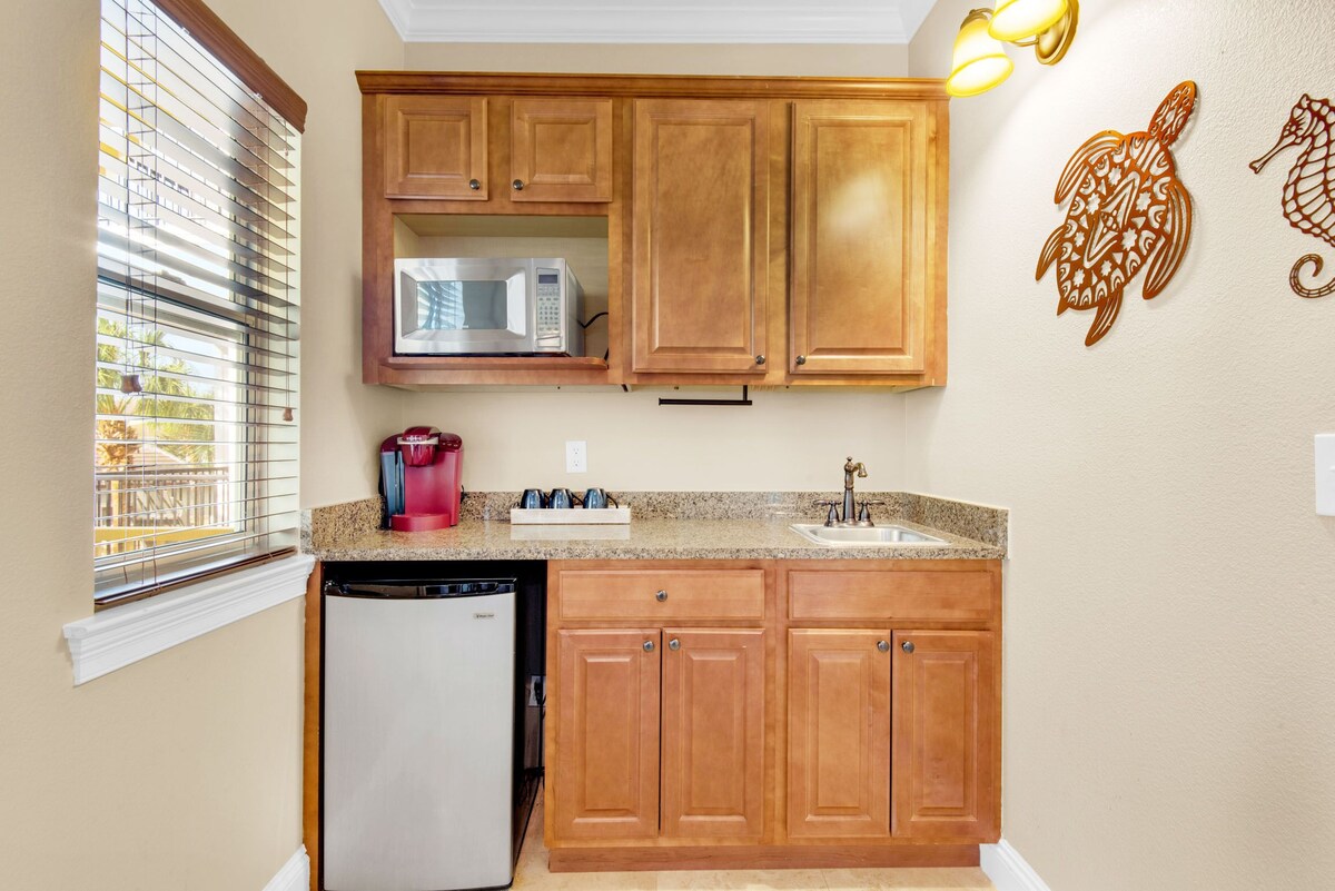 Photo 23 of ⭐Pet Friendly⭐Lagoon Pool-Beach Trolley-2 Kings 👑-5BR Here Comes the Sun