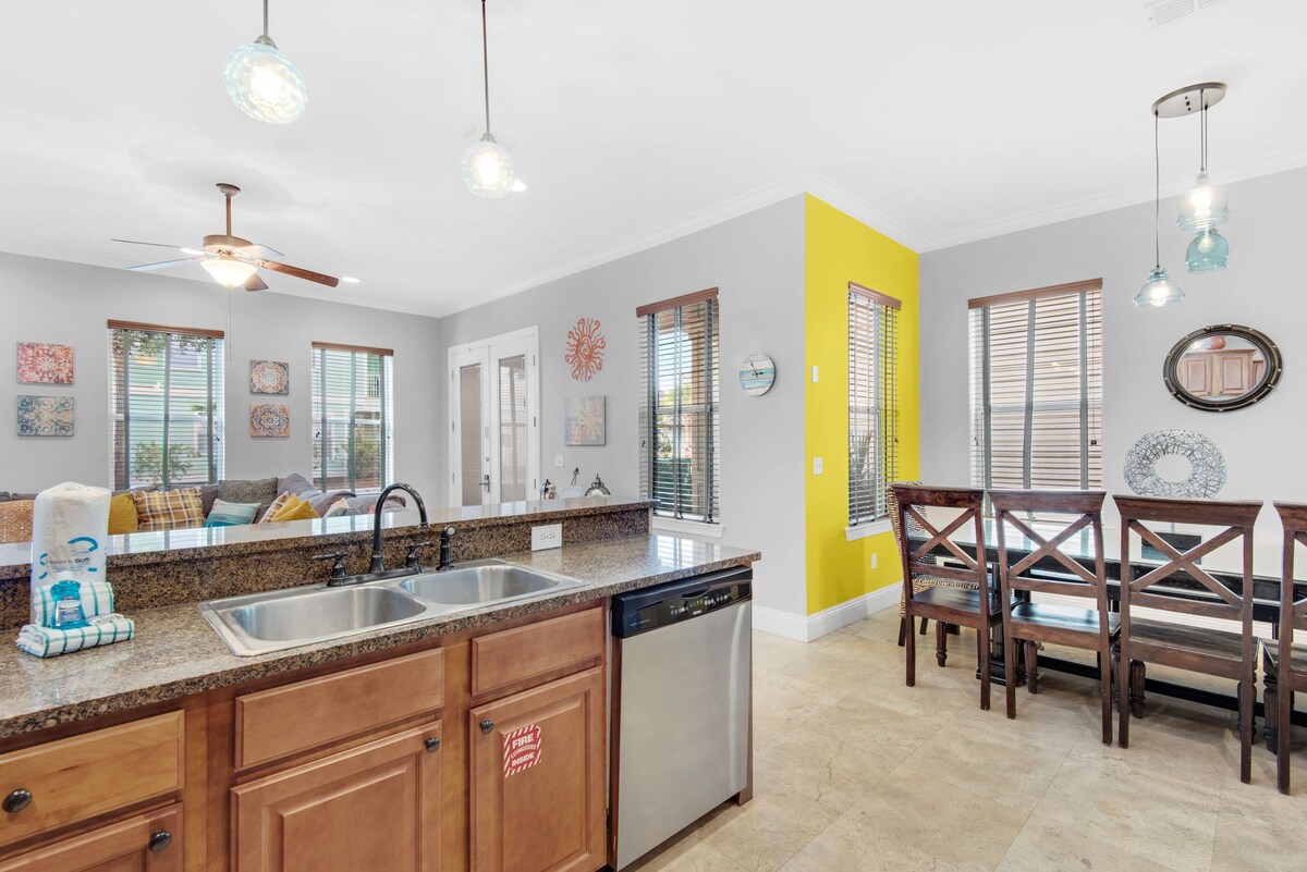 Photo 14 of ⭐Pet Friendly⭐Lagoon Pool-Beach Trolley-2 Kings 👑-5BR Here Comes the Sun