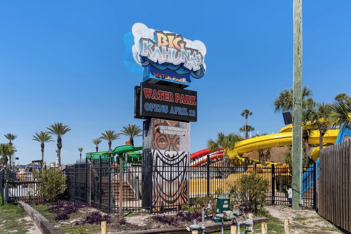 Photo 73 of ⭐Pet Friendly⭐Lagoon Pool-Beach Trolley-2 Kings 👑-5BR Here Comes the Sun