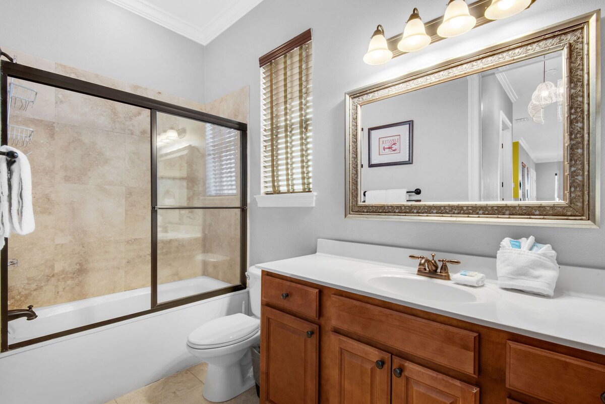 Photo 18 of ⭐Pet Friendly⭐Lagoon Pool-Beach Trolley-2 Kings 👑-5BR Here Comes the Sun