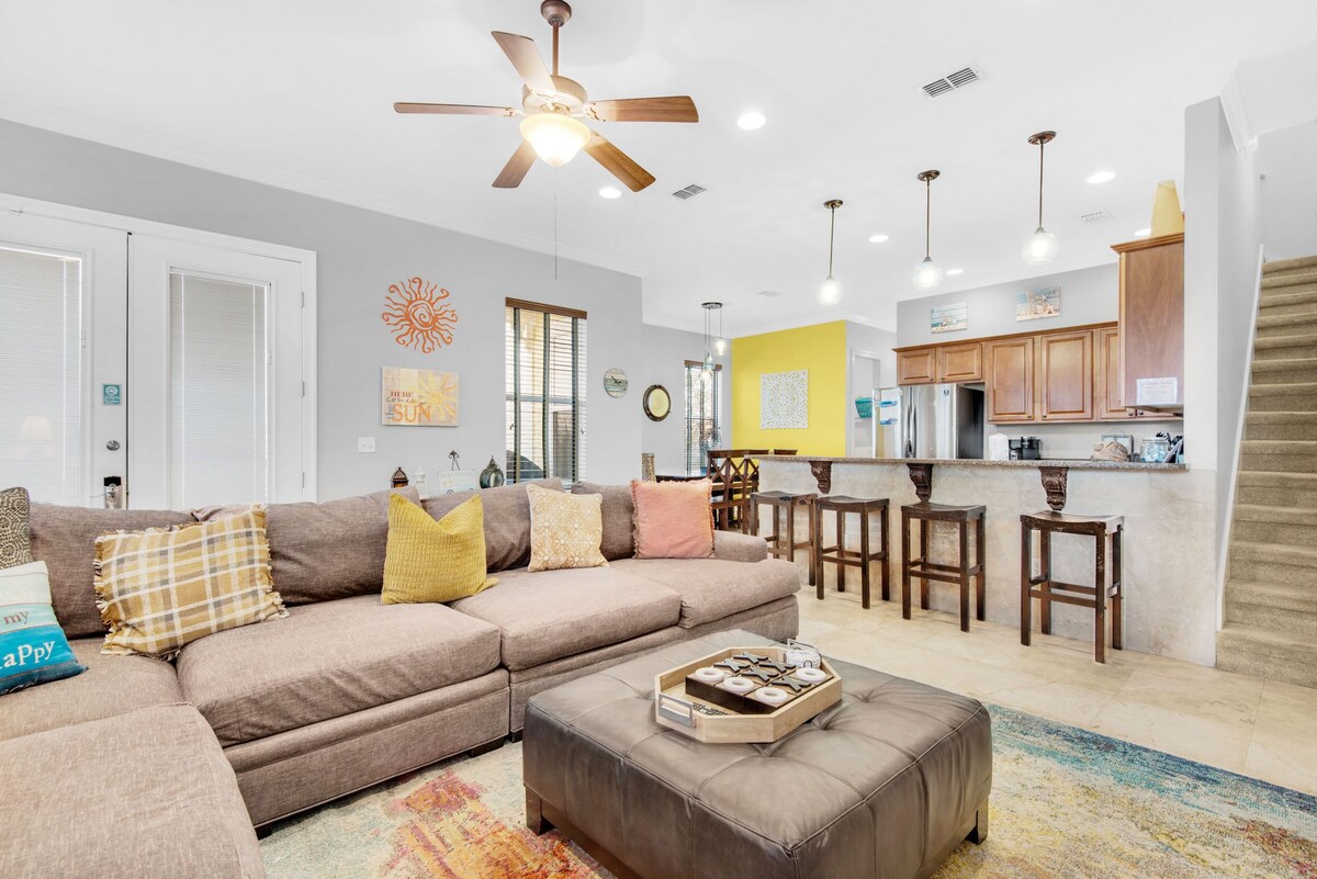 Photo 7 of ⭐Pet Friendly⭐Lagoon Pool-Beach Trolley-2 Kings 👑-5BR Here Comes the Sun
