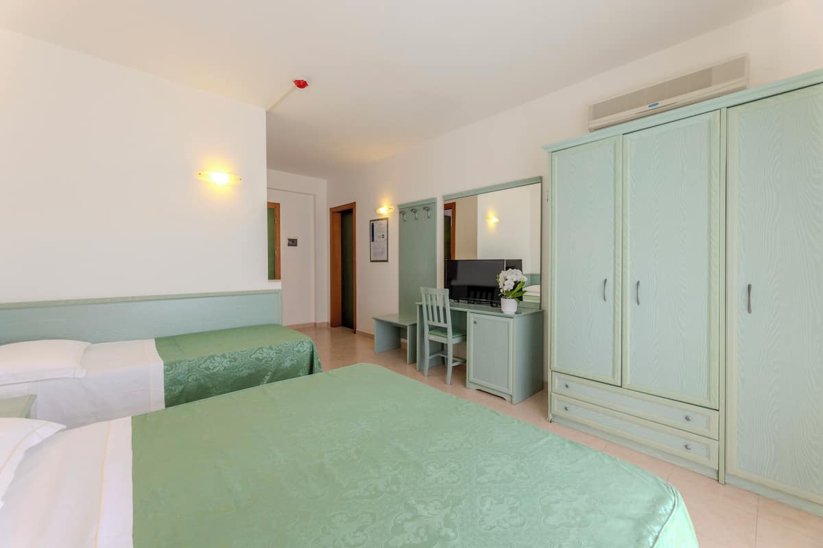 Superior-Zimmer | 1 Schlafzimmer, Schreibtisch, Bettwäsche