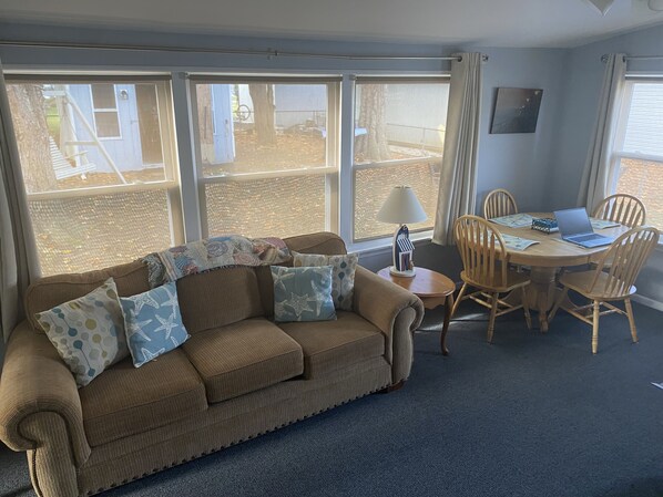 リビング エリア