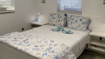 2 Schlafzimmer, Zimmersafe, Schreibtisch, Bügeleisen/Bügelbrett