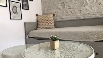 1 slaapkamer, een strijkplank/strijkijzer, reisbedje, wifi