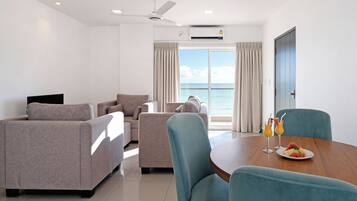 Family Apartment | Living area | Toys