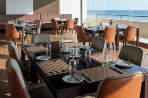 Restaurant - Corundum Breeze Negombo (Negombo)