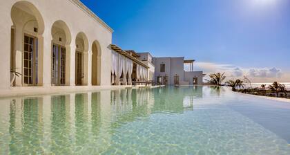 VILLA FAHARI - Neun Schlafzimmer Villa, Schläft 18