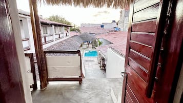 Standard Double or Twin Room | Living area