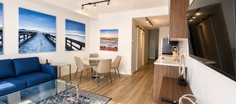 Perfect Brand New Suite Downtown Sidney