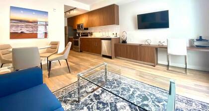 Perfect Brand New Suite Downtown Sidney