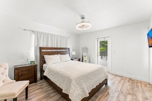 4 slaapkamers, een strijkplank/strijkijzer, wifi, beddengoed