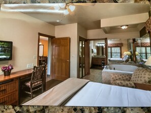 8 bedrooms, in-room safe, iron/ironing board, travel cot - 2- 4 bedroom 3 bath units sleep 8 or 16. Rent independently or together (Branson)