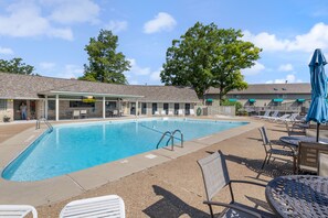 Pool - Central Location, Unlimited Indoor & Outdoor Fun (Osage Beach)