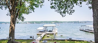 Two Homes, Large Deck, Firepit, Central Location