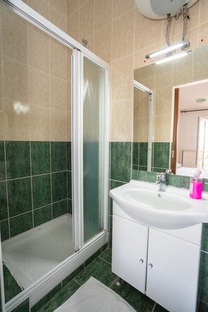 Towels, soap, toilet paper
