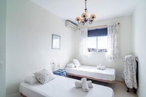 1 bedroom, iron/ironing board, Internet
