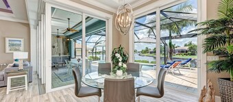 Beautiful Canal Home!