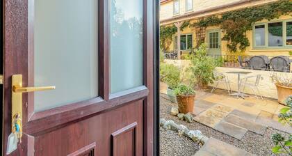 Barley Cottage- UK45598