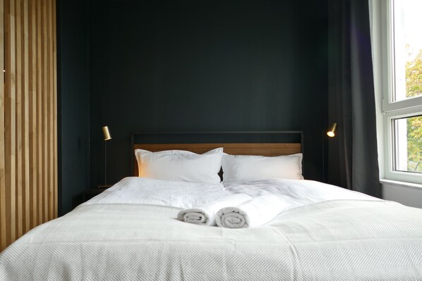 1 sovrum, skrivbord, wi-fi och sängkläder