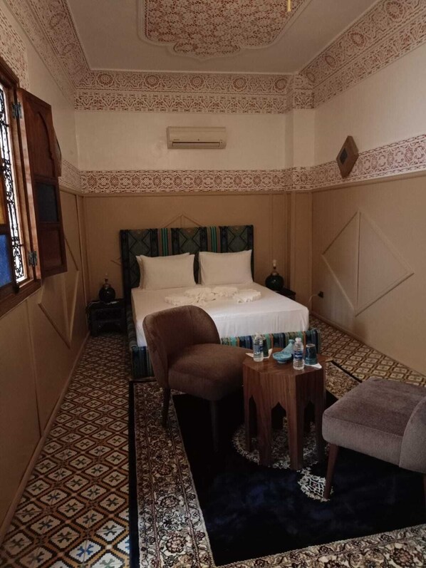 1 habitación, wifi gratis y ropa de cama