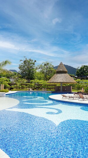 Pool - Modern house / gated community. Walk to the beach.  (Jaco)